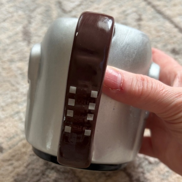 Silver Helmet Ceramic Mug — Sci‑Fi Inspired Drinkware - Picture 7 of 10